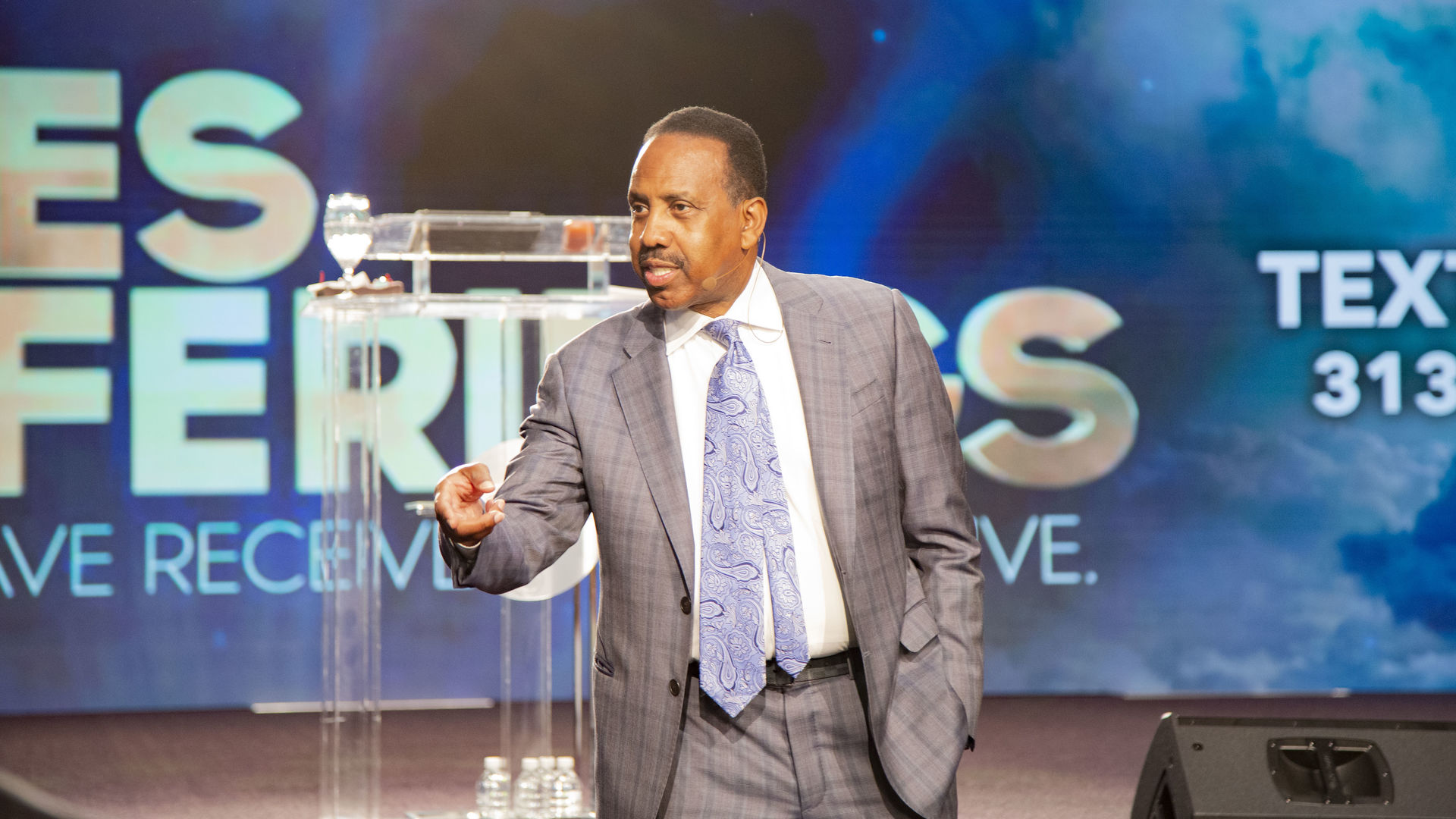 Apostle Wayne T. Jackson - Remember Me